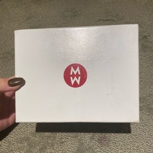 Extra pics of box